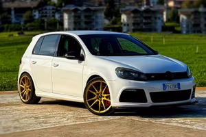 Volkswagen Golf Mk6 R 2.0 TSI