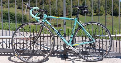 BICI DA STRADA BIANCHI E RULLO ELITE 