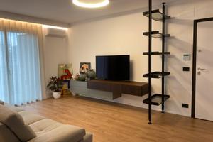 Bilocale completo per single o coppia