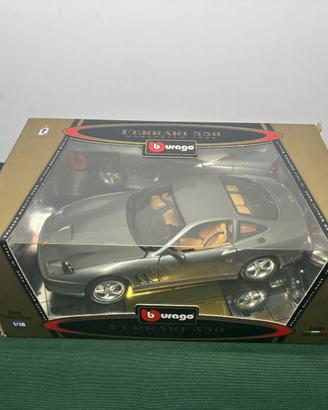 Ferrari 550 Maranello (1996) Bburago 1:18 Gold Col