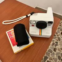 Compatta POLAROID Now+