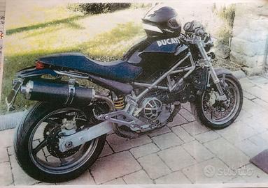  DUCATI 900 MONSTER 