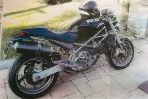  DUCATI 900 MONSTER 