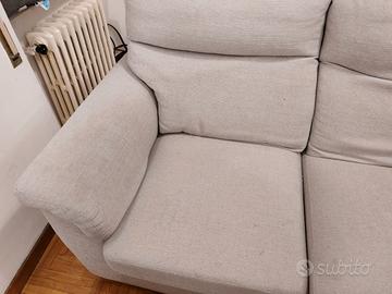 Divano poltrone e sofà ritiro celere .