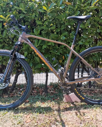 Orbea Alma H30 L - Upgrade  SID SL Select 100mm