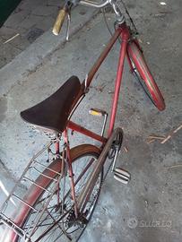 Antica bicicletta uomo 
