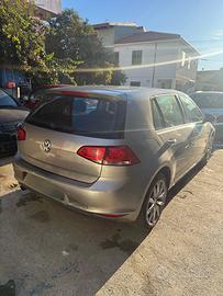 Volkswagen Golf 7 1.6 TDI DSG