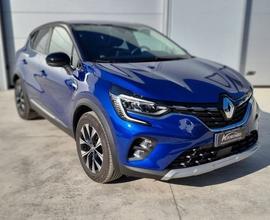 Renault Captur Plug-in Hybrid E-Tech 160 CV T...