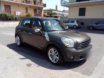 Mini Cooper D Countryman 1.6 112 CV