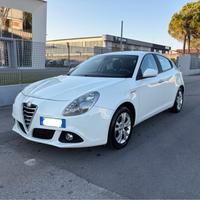 Alfa Romeo Giulietta 1.6 JTDm-2 105 CV Distinctive