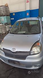 ricambi Yaris verso