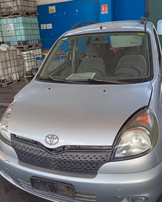 ricambi Yaris verso