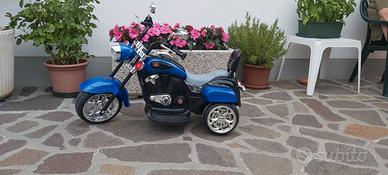Moto elettrica per bambini fino 3 anni