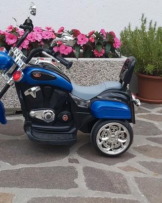 Moto elettrica per bambini fino 3 anni