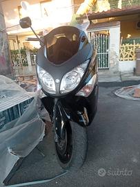 Yamaha T Max - 2008-2011