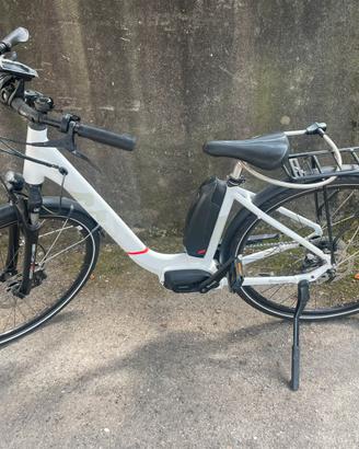 Biciletta elettrica Husqvarna Eco City1