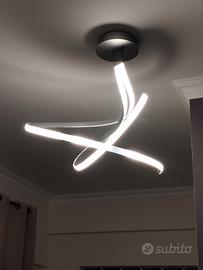 Lampadario luci a led struttura moderna con curve