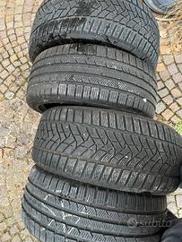 Gomme invernali 235/40/18