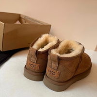 UGG stivali da neve nuove