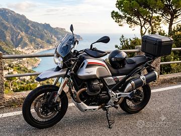MOTO GUZZI V85  TT TRAVEL