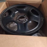 4 cerchioni  in acciaio per jeep Renegade 