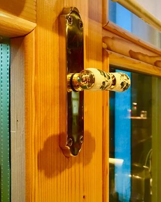 Maniglie BAL in ottone e ceramica decorata