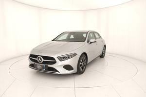 MERCEDES-BENZ A 180 d Advanced auto