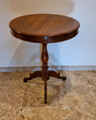 Piccolo tavolo tondo in legno stile Luigi Filippo