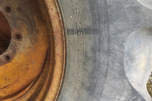 Pneumatici trattore/mietitrebbia 14.9-26