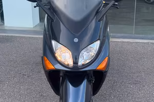 Yamaha T Max
