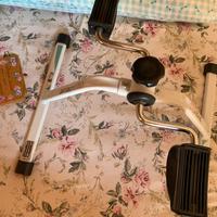 Pedaliera per riabilitazione anziani