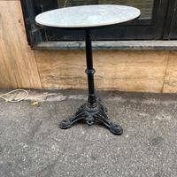 Tavolino da bistrot