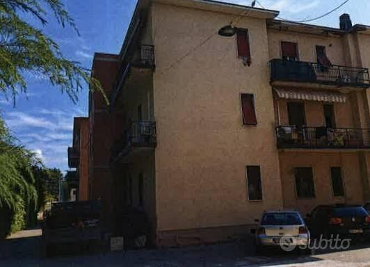 Immobile in asta di 72 m² con 3 locali e box auto