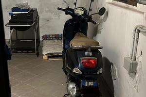 Vespa LX 125