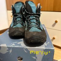 Scarponi da montagna