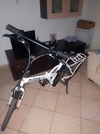 bicicletta con pedalata assistita 
