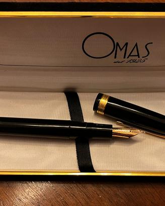 Omas extra Ogiva a stantuffo pennino Oro 14Kt-585