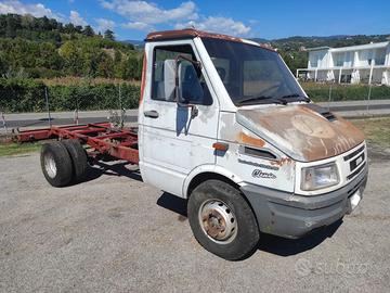 IVECO DAILY 59.12 A TELAIO