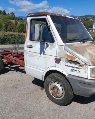 IVECO DAILY 59.12 A TELAIO