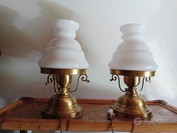 coppia lampade ottone vetro opalino 