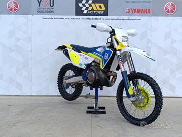 Husqvarna TE 300 .
