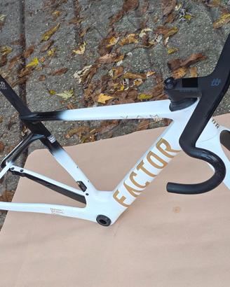 Telaio IMITAZIONE Factor ostro VAM 2.0 carbonio