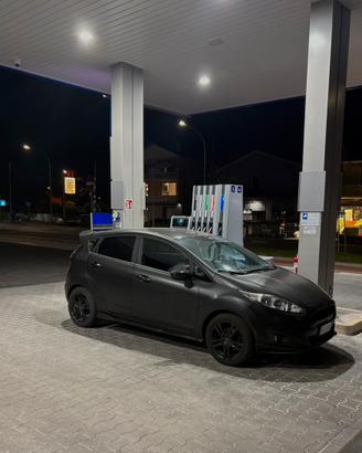 Ford Fiesta ( Adatta neopatentati)