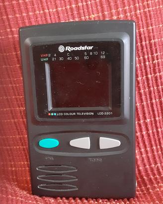 Roadstar LCD-2201, un televisore analogico tascabi