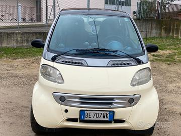 Smart coupé 