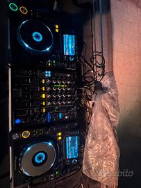 Console Pioneer 2000nxs + Djm 750mk2