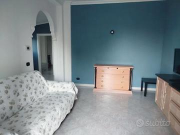 FRASCATI BILOCALE ARREDATO Con BALCONE