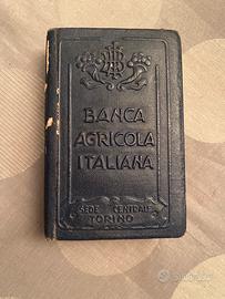 Salvadanaio a libro antico