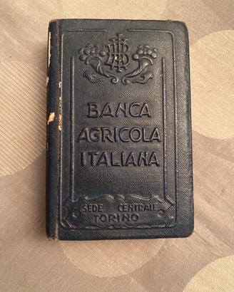Salvadanaio a libro antico