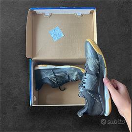 Scarpe Adidas Indoor Nere Taglia 42.5 (42 2/3)